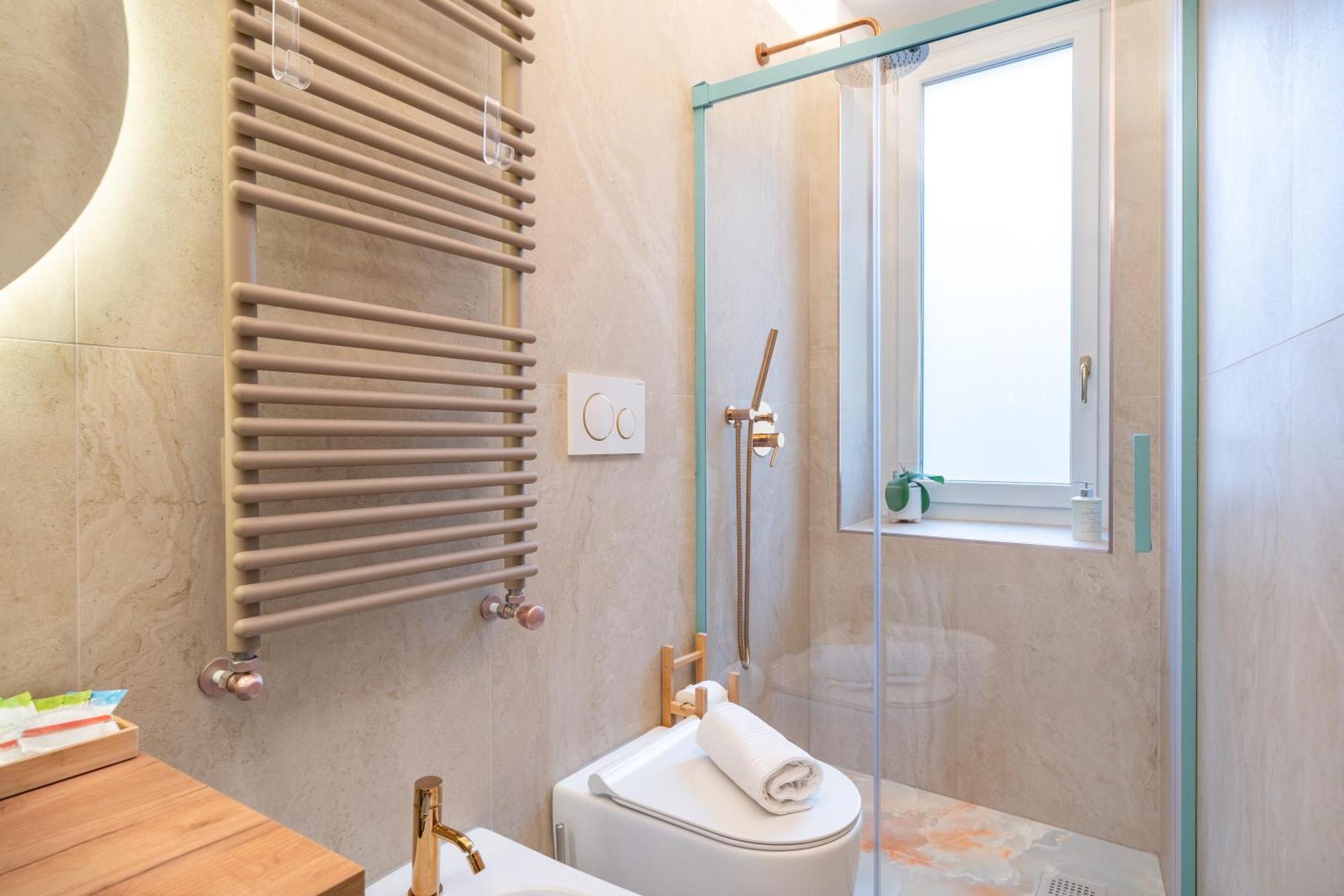 Lecco Antico Pozzo - Modern Suite Εξωτερικό φωτογραφία